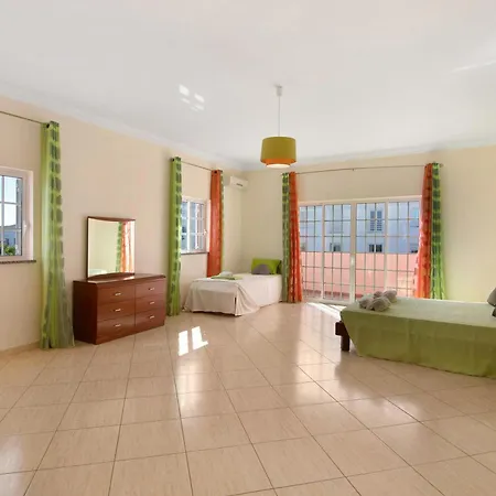 فيلة Solar Andorinhas