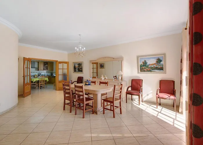 Solar Andorinhas Villa *