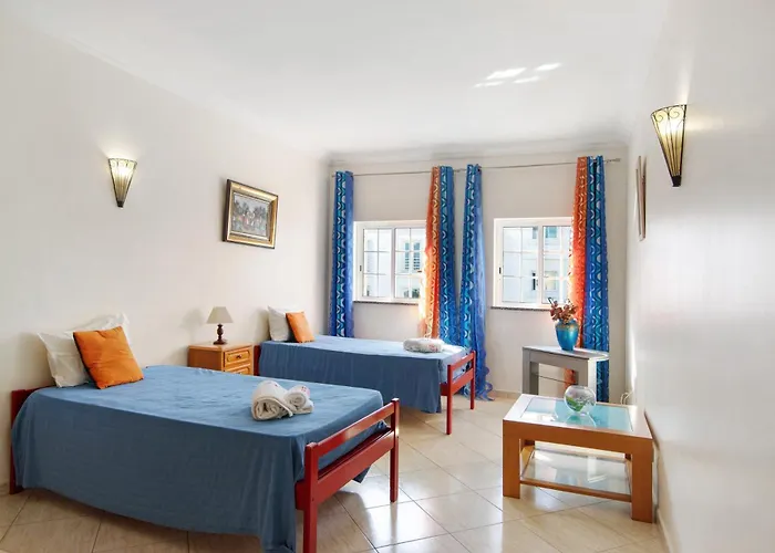 Solar Andorinhas Villa *